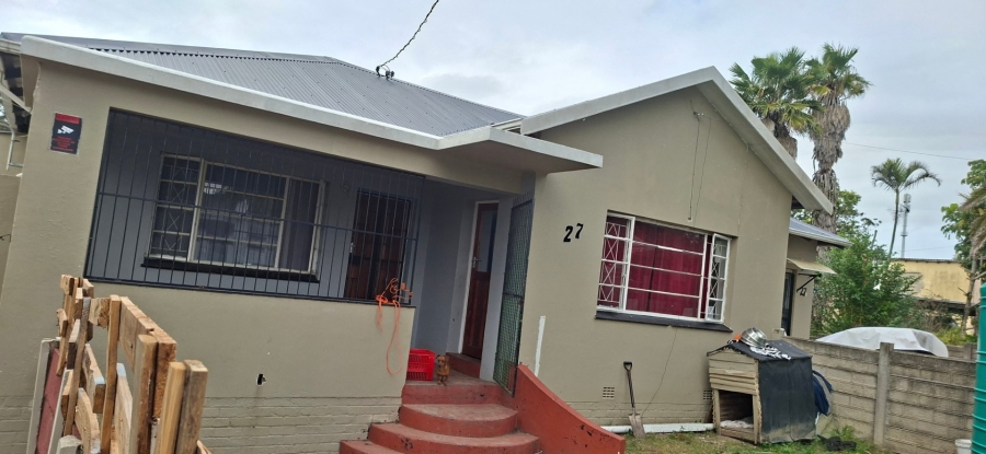3 Bedroom Property for Sale in Summerpride Eastern Cape